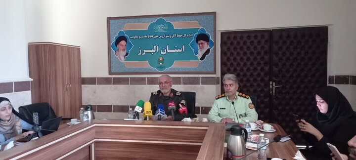 دفاع مقدس شناسنامه هویت و اقتدار ملی ایران است