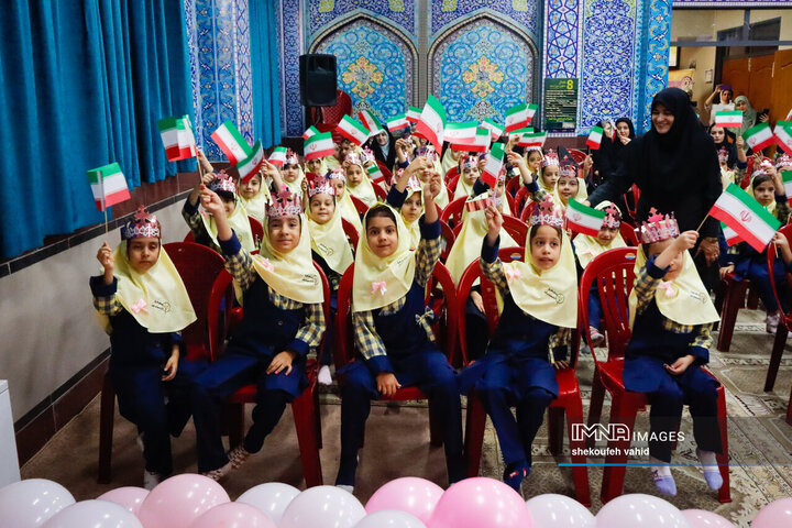 جشن شکوفه ها
