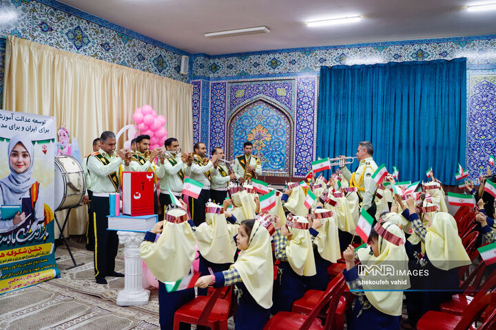 جشن شکوفه ها