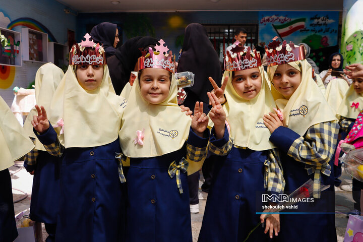جشن شکوفه ها