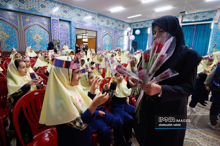 جشن شکوفه ها