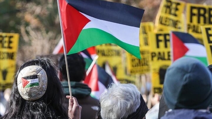 بنادر و حمل‌ونقل عمومی ۶۰ شهر ایتالیا در حمایت از غزه تعطیل شد