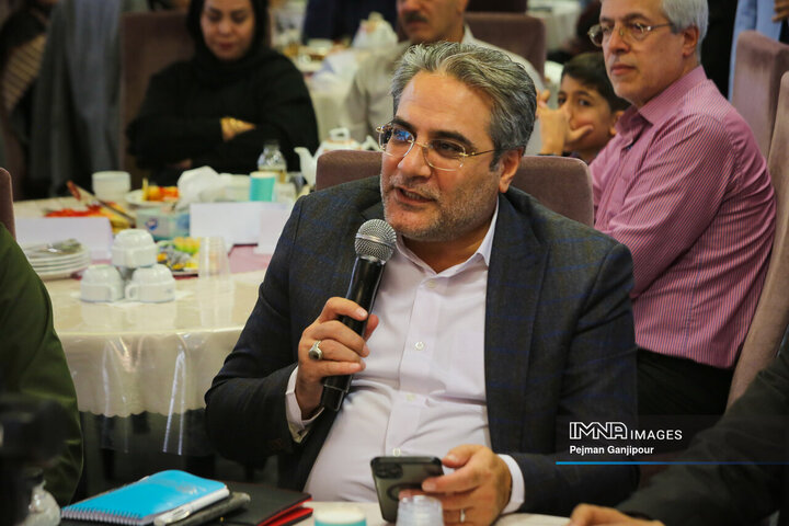 آیین تکریم و تجلیل از بازنشستگان شهرداری اصفهان