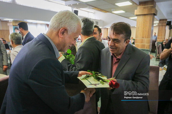آیین تکریم و تجلیل از بازنشستگان شهرداری اصفهان