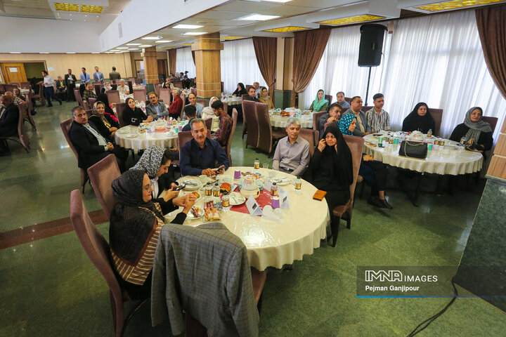 آیین تکریم و تجلیل از بازنشستگان شهرداری اصفهان