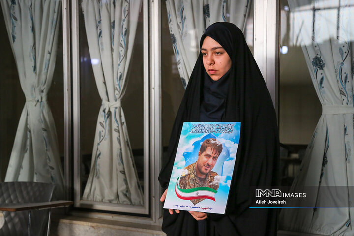 بدرقه فرزندان شهیدمحمود محسنی تا مدرسه