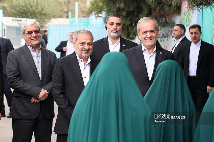 زنگ آغاز سال تحصیلی 1405 - 1404 توسط رئیس جمهور