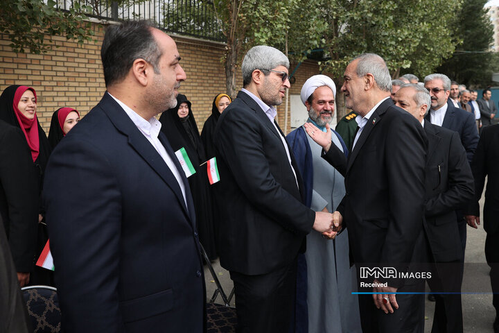 زنگ آغاز سال تحصیلی 1405 - 1404 توسط رئیس جمهور