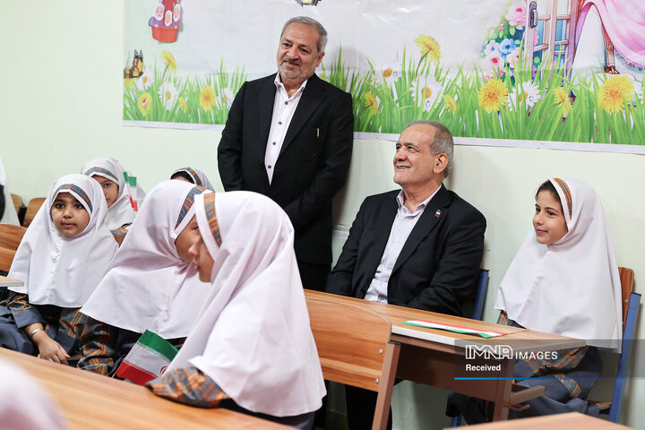 زنگ آغاز سال تحصیلی 1405 - 1404 توسط رئیس جمهور