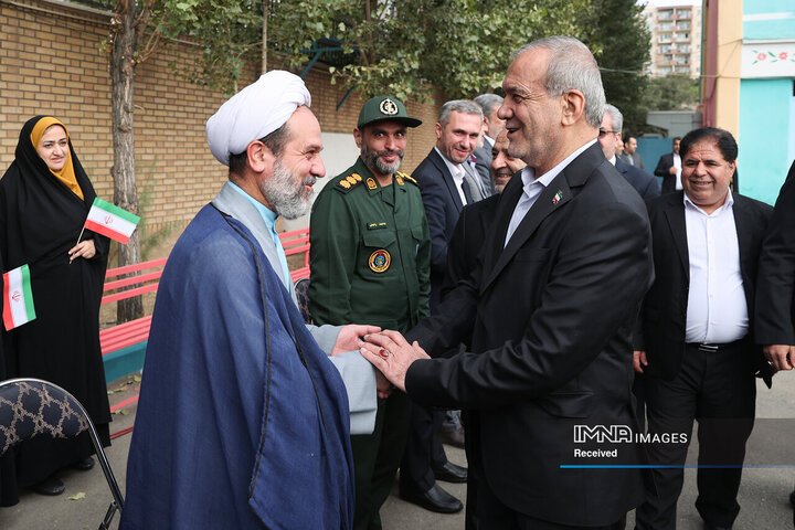 زنگ آغاز سال تحصیلی 1405 - 1404 توسط رئیس جمهور