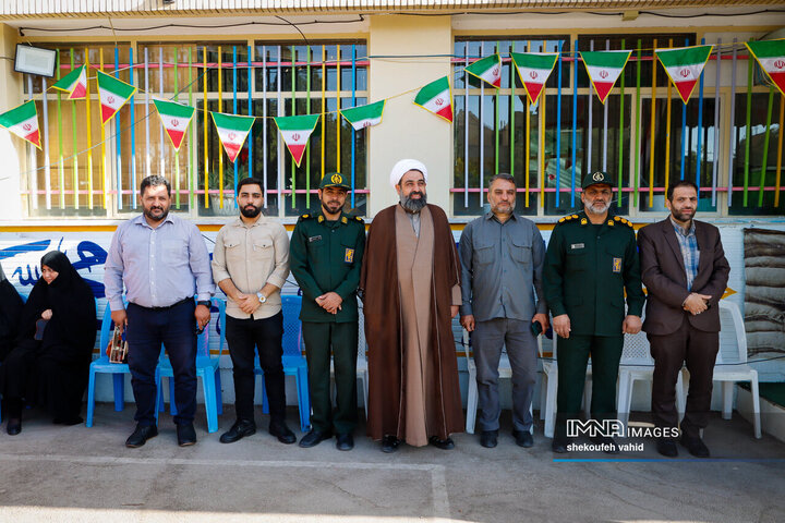 جشن آغاز سال تحصیلی در دبستان شاهد حضرت معصومه(س)