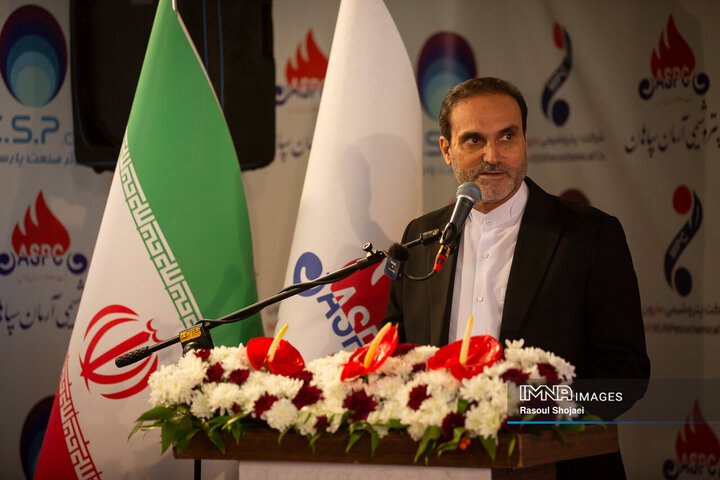 سفر وزیر دفاع به اصفهان