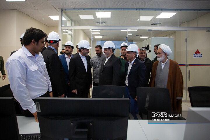 سفر وزیر دفاع به اصفهان