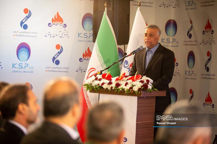 سفر وزیر دفاع به اصفهان