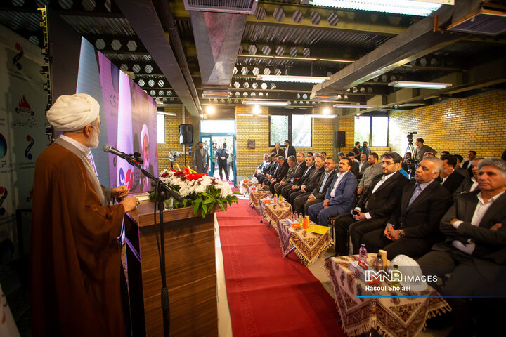 سفر وزیر دفاع به اصفهان