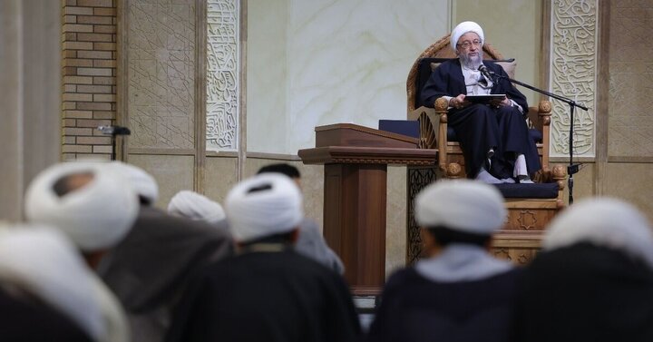 آیتالله لاریجانی: اتحاد، بزرگترین سلاح ملت برای دفاع از کشور است