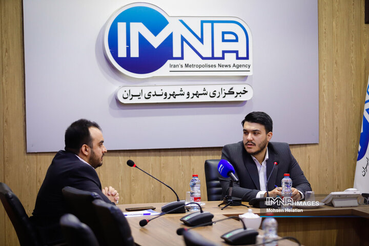 میزگرد سیاسی ایمنا با موضوع «مکانیسم ماشه»