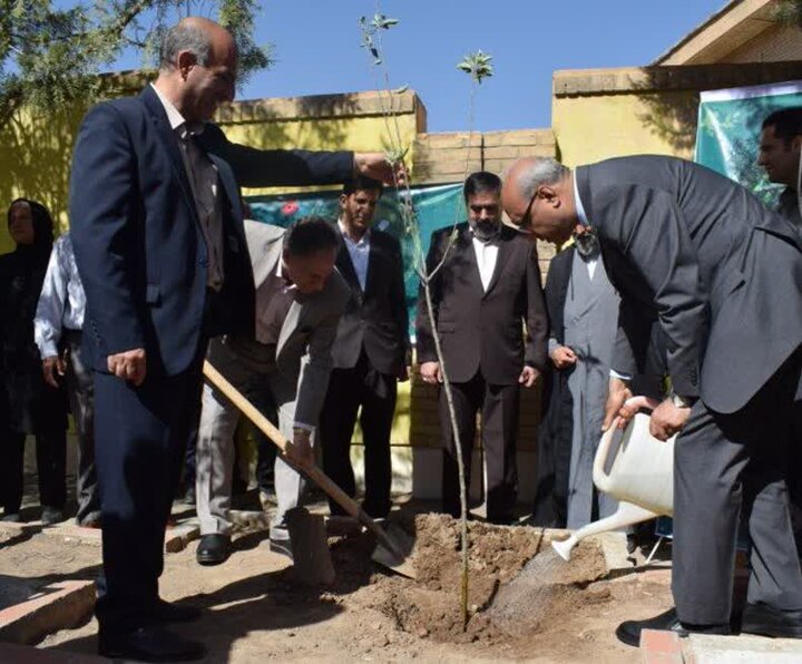«مهر سبز» گامی مهم برای نهادینه‌سازی فرهنگ زیست‌محیطی است