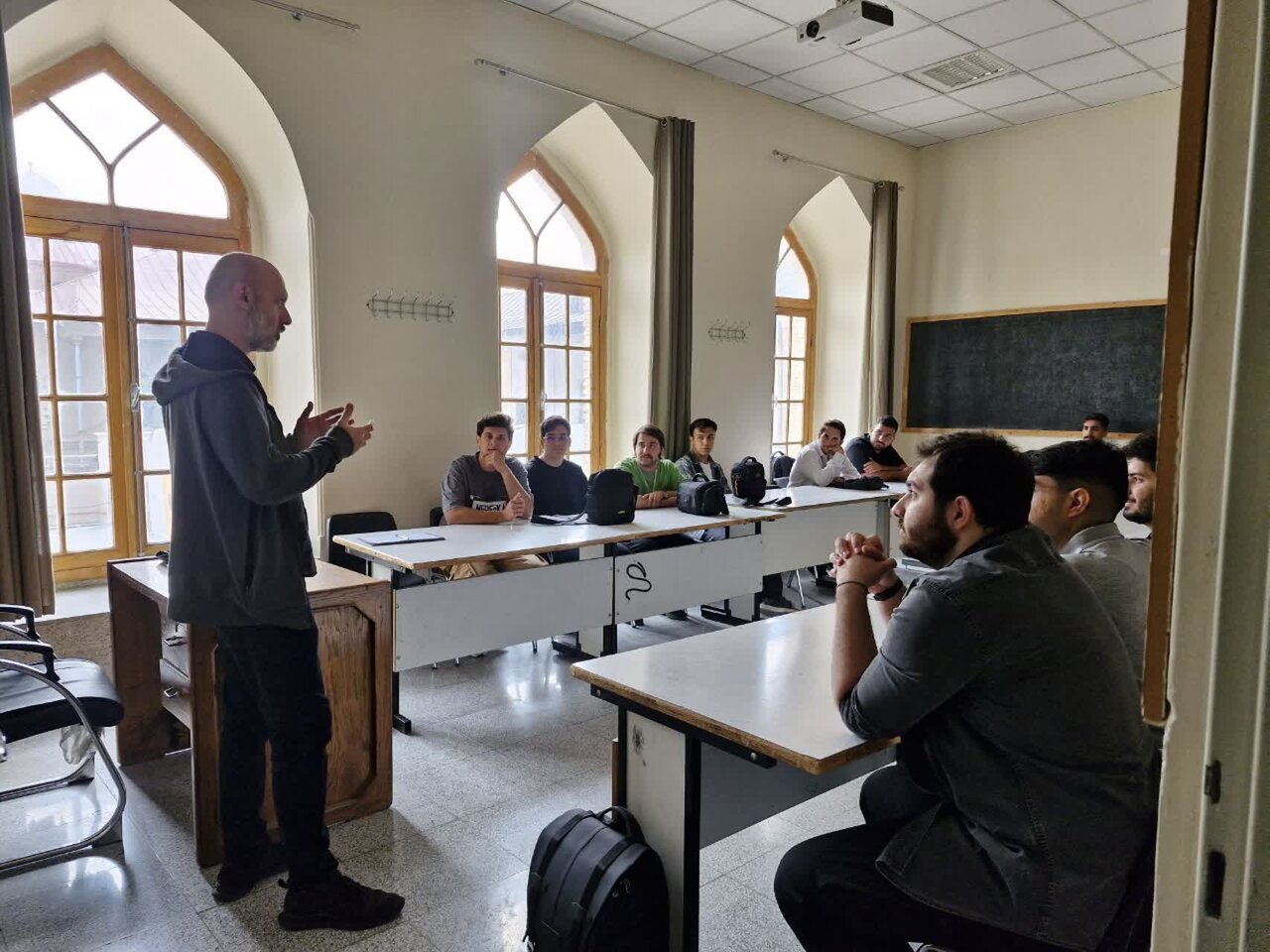 افتتاح سیودومین جشنواره هنرهای تجسمی جوانان ایران در دانشگاه هنر