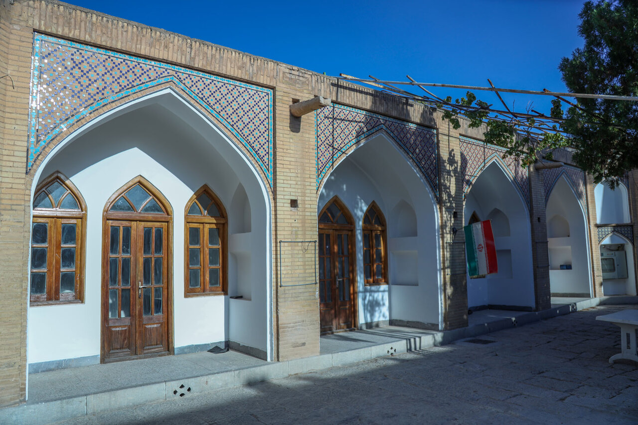 از ابن سینا تا جلالیه؛ سفر به قلب قدیمی‌ترین مدارس ایران