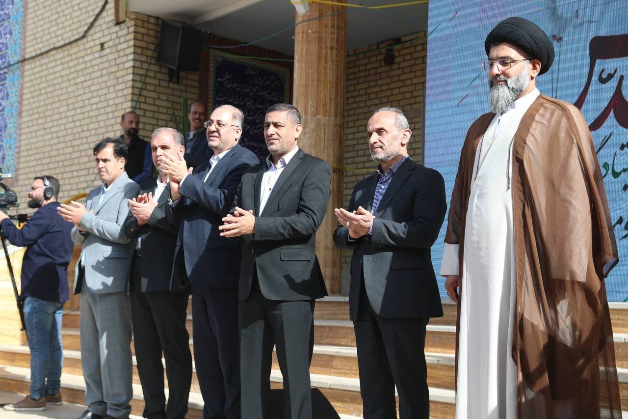 جبلی: معلمان فداکار، قهرمانان عرصه فرهنگند