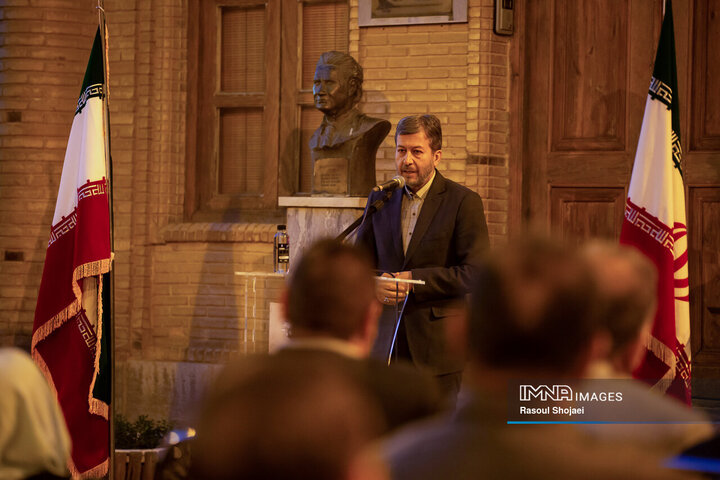 مراسم رونمایی از کتاب خاطرات سرهنگ خلبان «آرتیم ملیکیان»