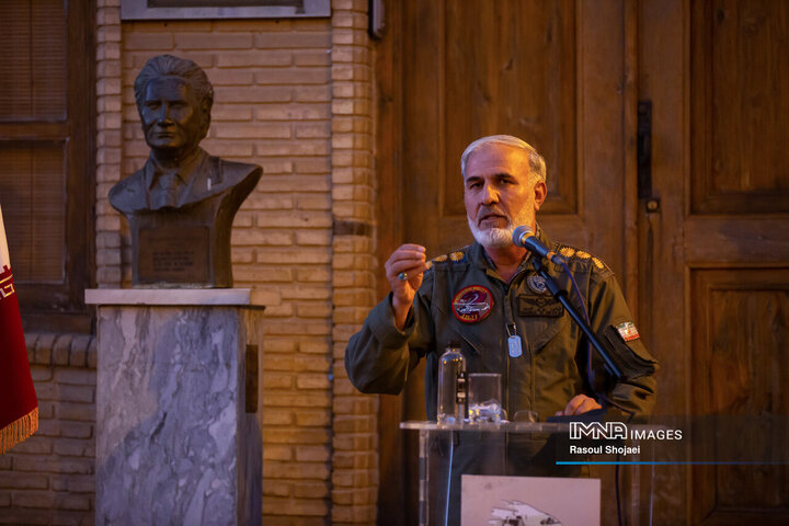 مراسم رونمایی از کتاب خاطرات سرهنگ خلبان «آرتیم ملیکیان»