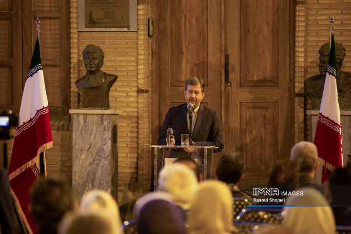 مراسم رونمایی از کتاب خاطرات سرهنگ خلبان «آرتیم ملیکیان»