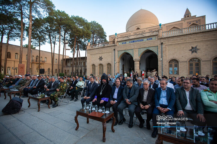 مراسم رونمایی از کتاب خاطرات سرهنگ خلبان «آرتیم ملیکیان»