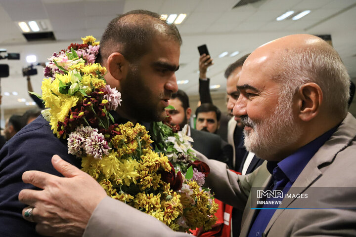 از سکوی افتخار تا دیار غیرت خوزستان