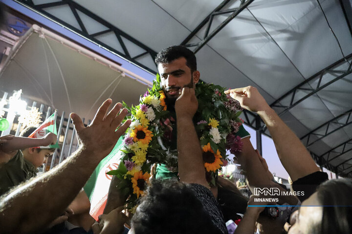 از سکوی افتخار تا دیار غیرت خوزستان