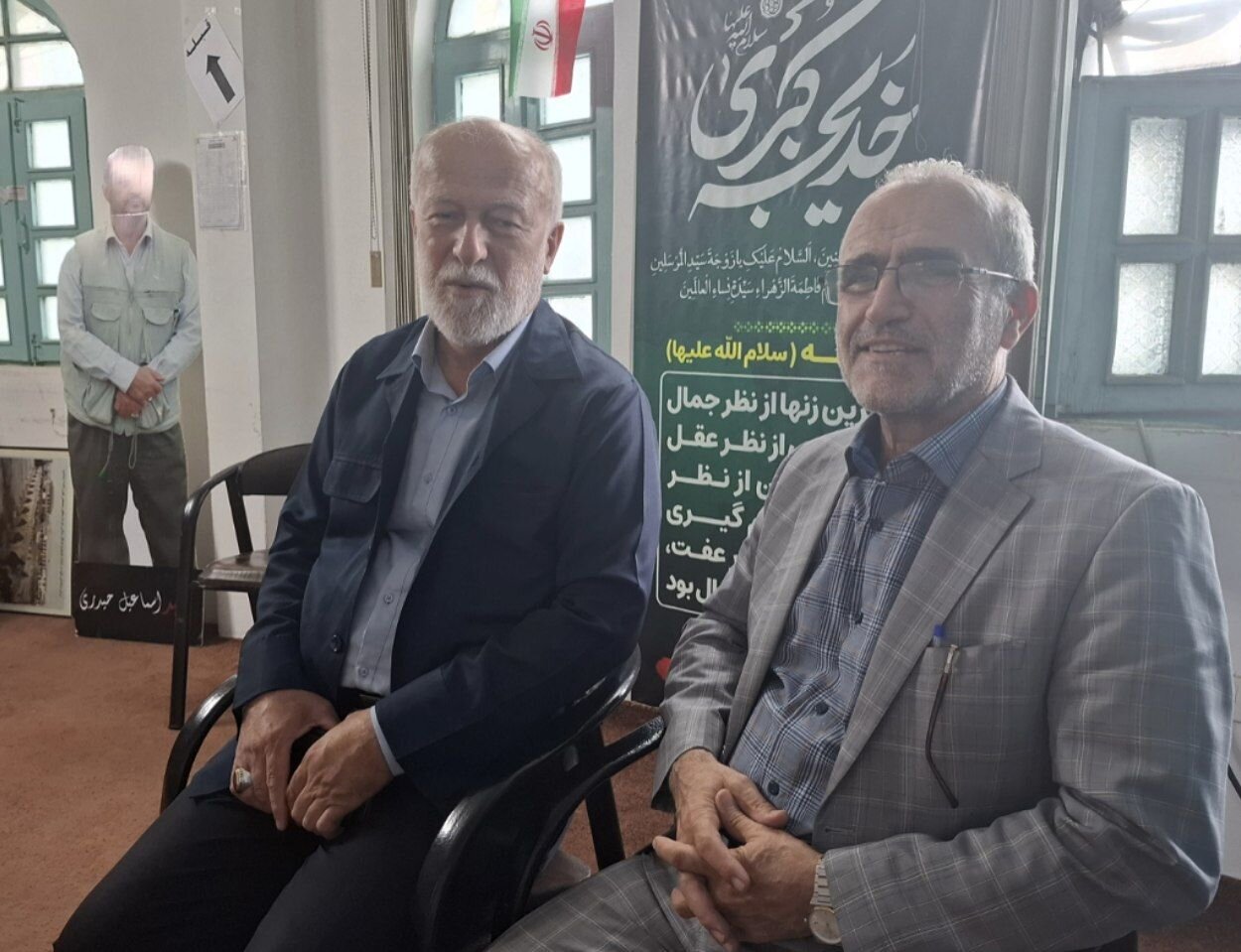 کتابهایی که جنگ نتوانست زمین بگذارد