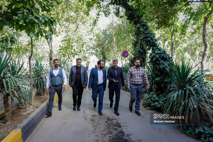 حضور استاندار اصفهان در خبرگزاری ایمنا