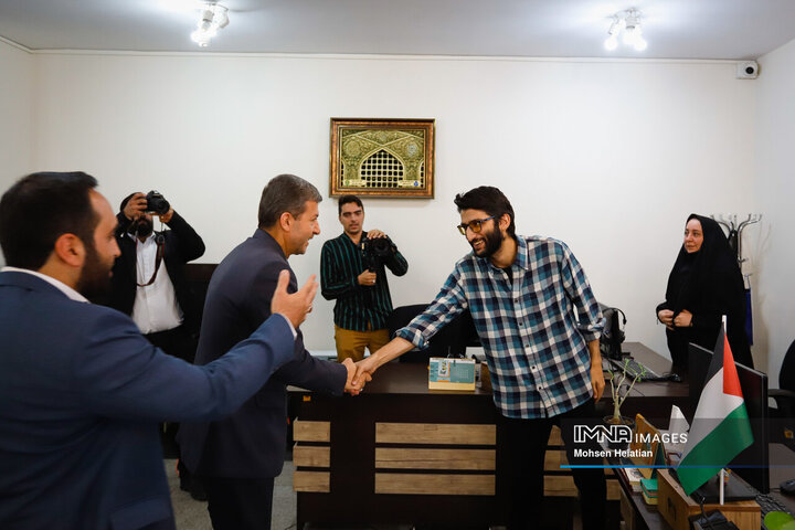 حضور استاندار اصفهان در خبرگزاری ایمنا