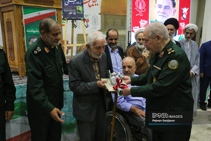 مراسم گرامیداشت اولین سالگرد شهادت شهیدان مقاومت سید حسن نصرالله و عباس نیلفروشان