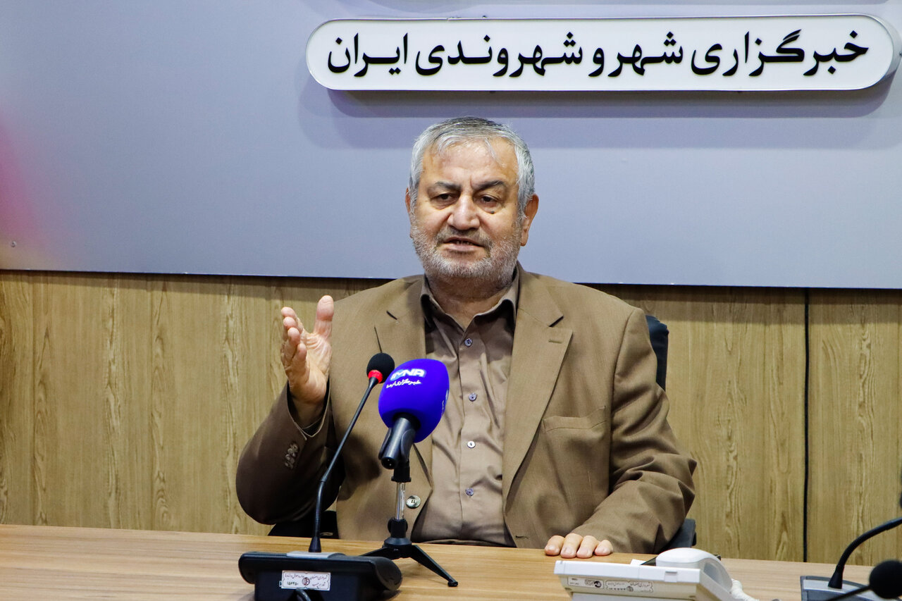 گفت‌وگوی صریح با دبیر جمعیت پیشگامان انقلاب اسلامی اصفهان، حاج مرتضی آرسته