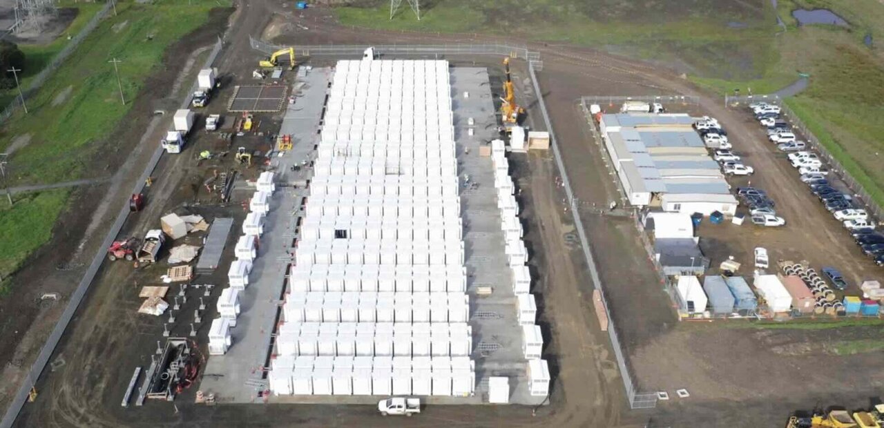 رکورد تاریخی شارژ باتری‌ها در شهر استرالیایی