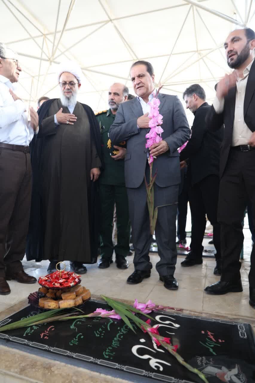 جامعه امروز بیش از هر زمان دیگر به الگوگیری از شهدا نیاز دارد