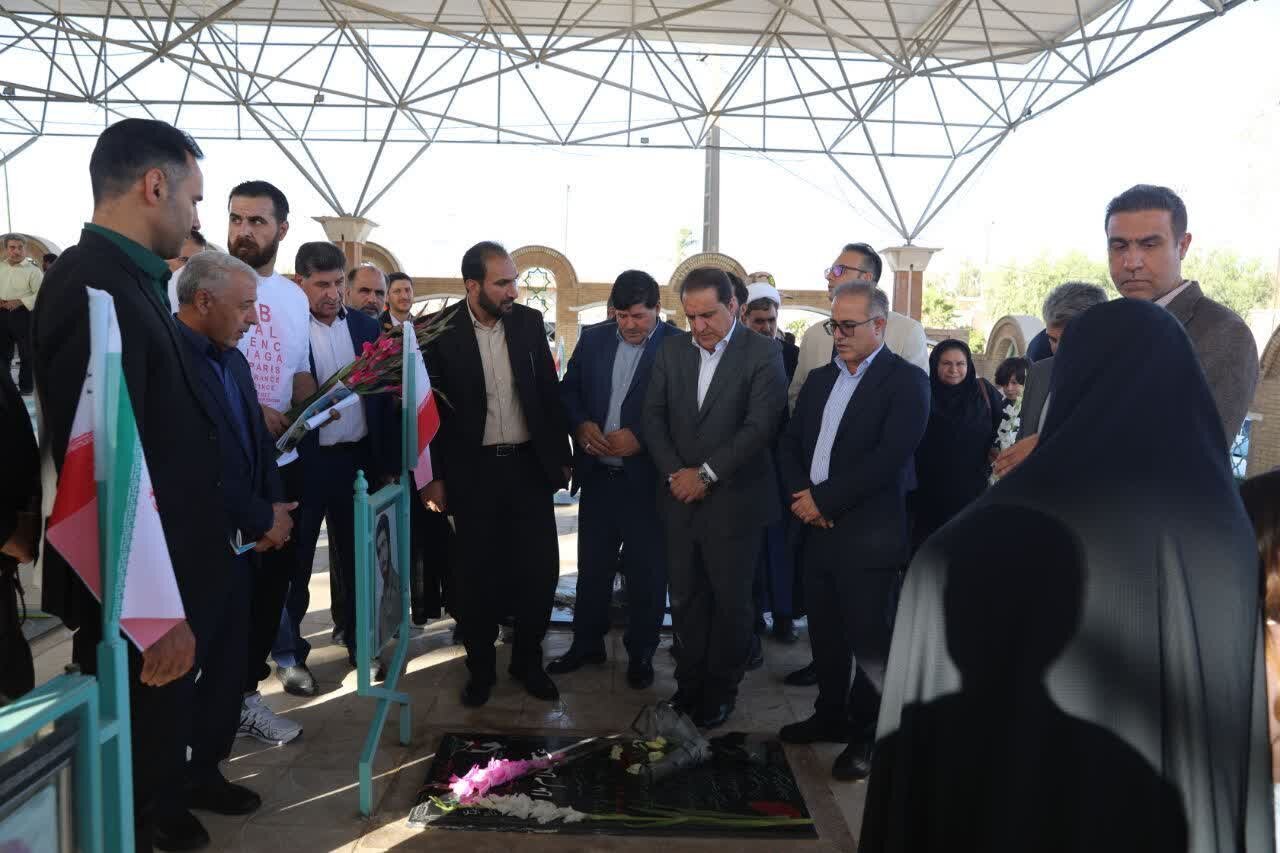 جامعه امروز بیش از هر زمان دیگر به الگوگیری از شهدا نیاز دارد