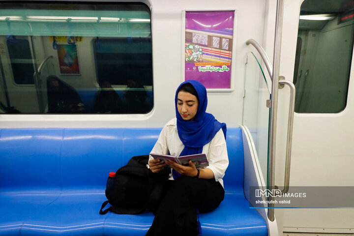 جلوه‌های ماه مهر در شهر اصفهان