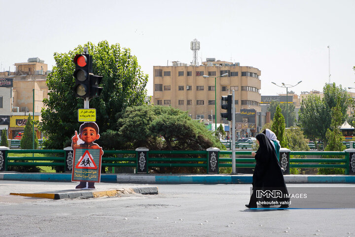 جلوه‌های ماه مهر در شهر اصفهان