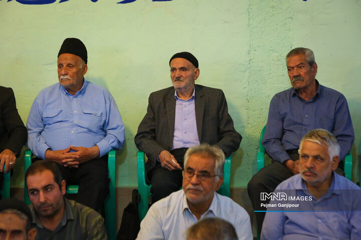 یادواره 570 شهید منطقه خوراسگان اصفهان