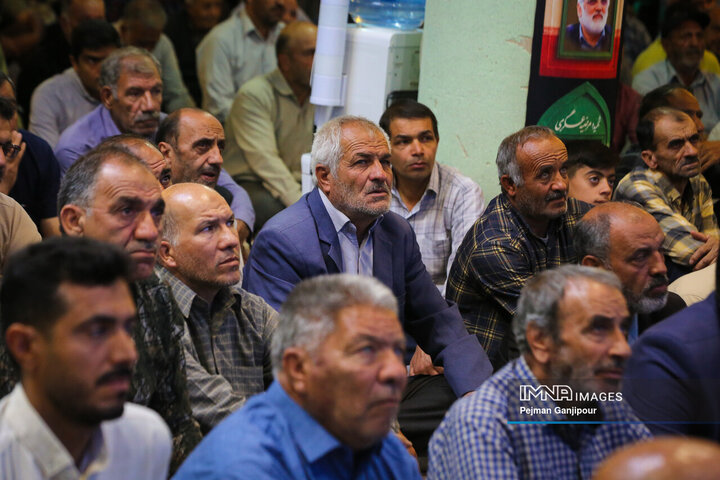 یادواره 570 شهید منطقه خوراسگان اصفهان