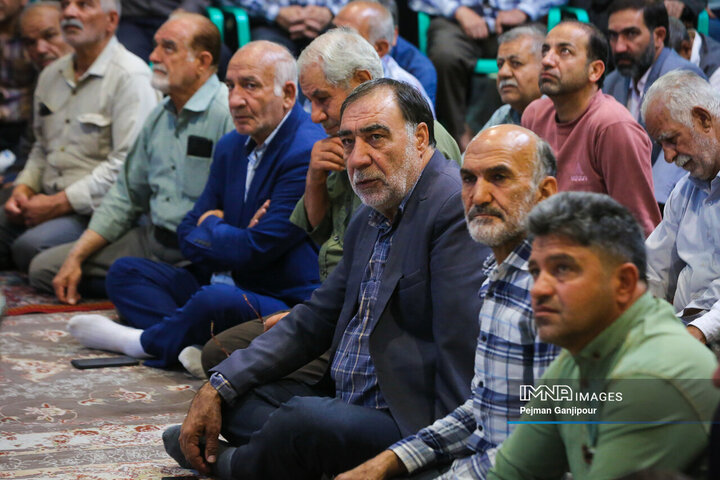 یادواره 570 شهید منطقه خوراسگان اصفهان