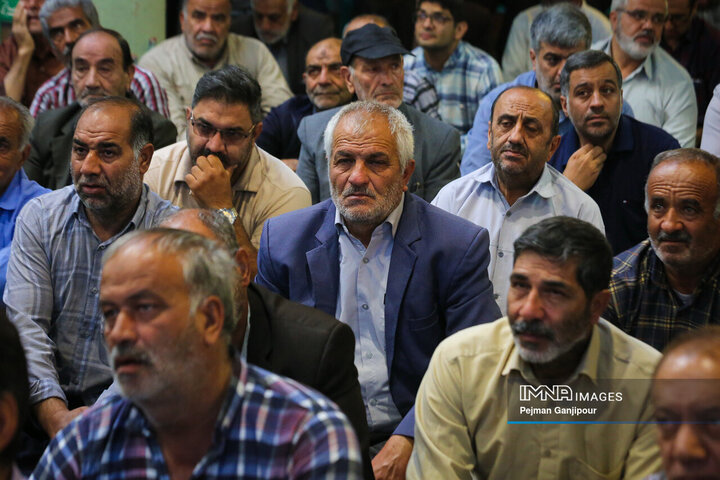 یادواره 570 شهید منطقه خوراسگان اصفهان