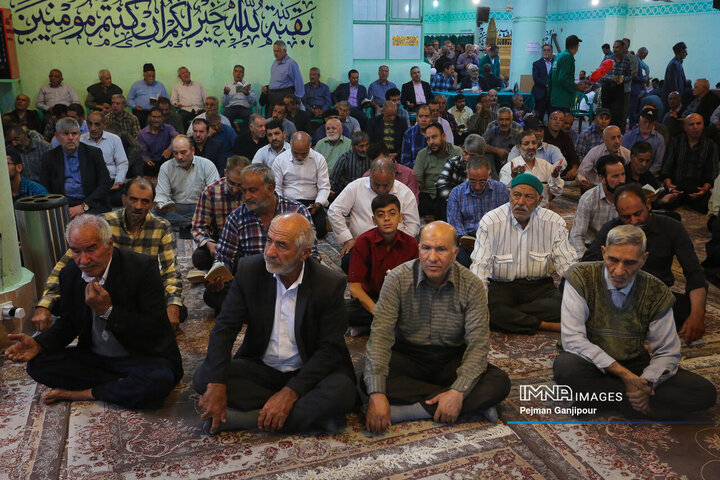 یادواره 570 شهید منطقه خوراسگان اصفهان