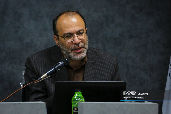 مهدی طغیانی نماینده ردم اصفهان در مجلس شورای اسلامی