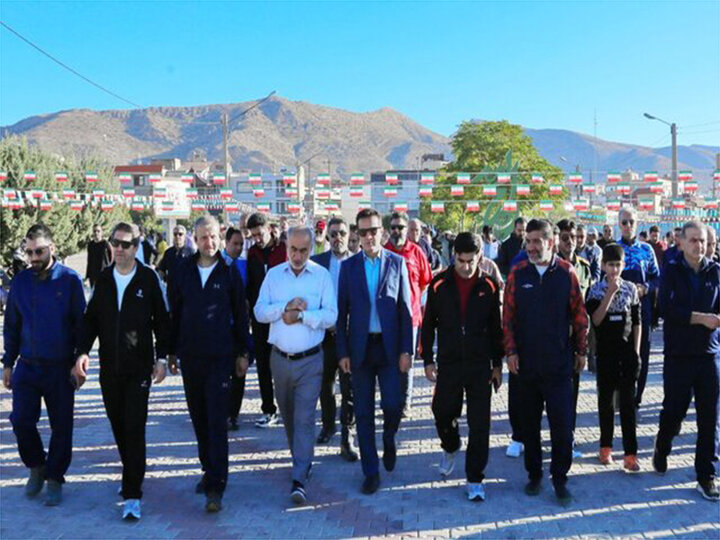 پیاده‌روی خانوادگی در صدرا؛ تجلی همدلی و نشاط اجتماعی در هفته دفاع مقدس