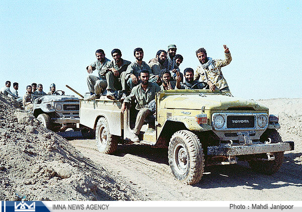 نخلهای ایستاده در خون