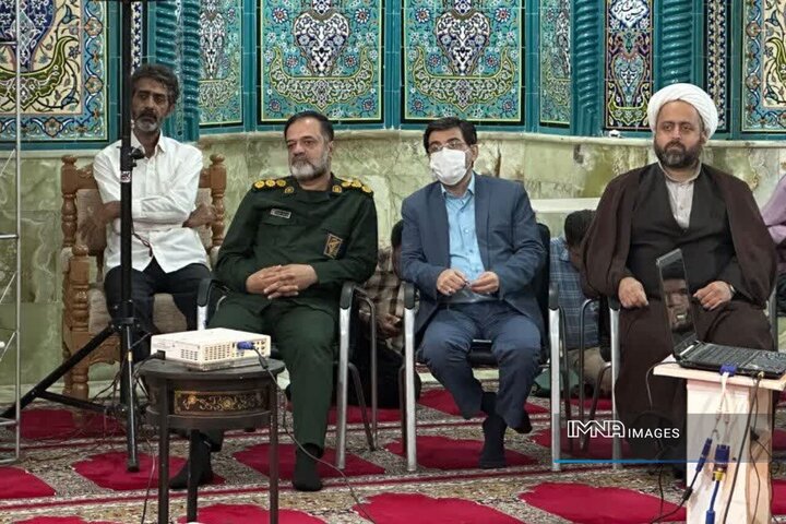 برگزاری یادواره شهدای اقتدار در منطقه ۱۰ اصفهان/ فرهنگ ایثار و شهادت زنده است